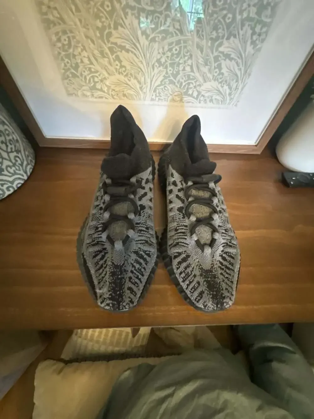 adidas Yeezy Boost 350 V2 Low Slate Onyx